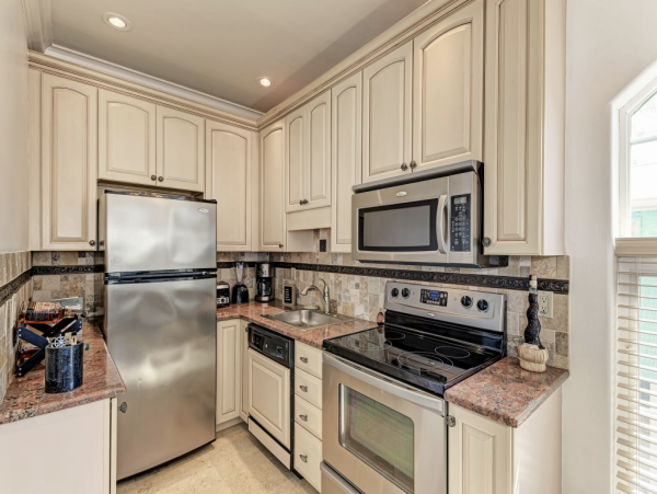 Luxury Anna Maria Island Vacation Home Sleeps 8